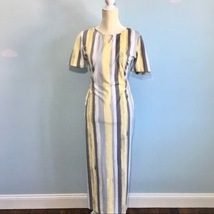 EUC Denim&Co gray and yellow striped maxi dress S